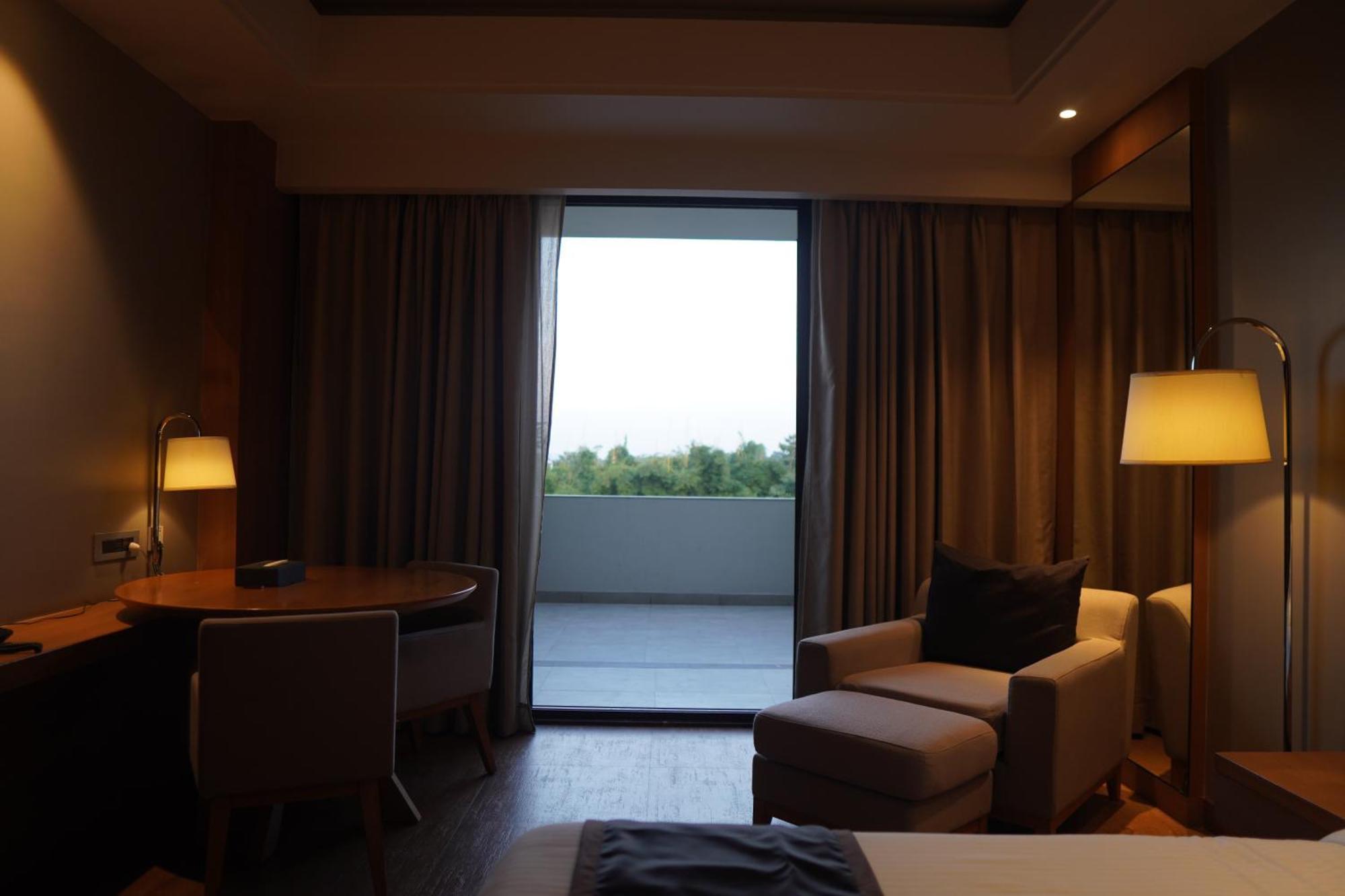 Kiranshree Grand Hotel Guwahati Luaran gambar