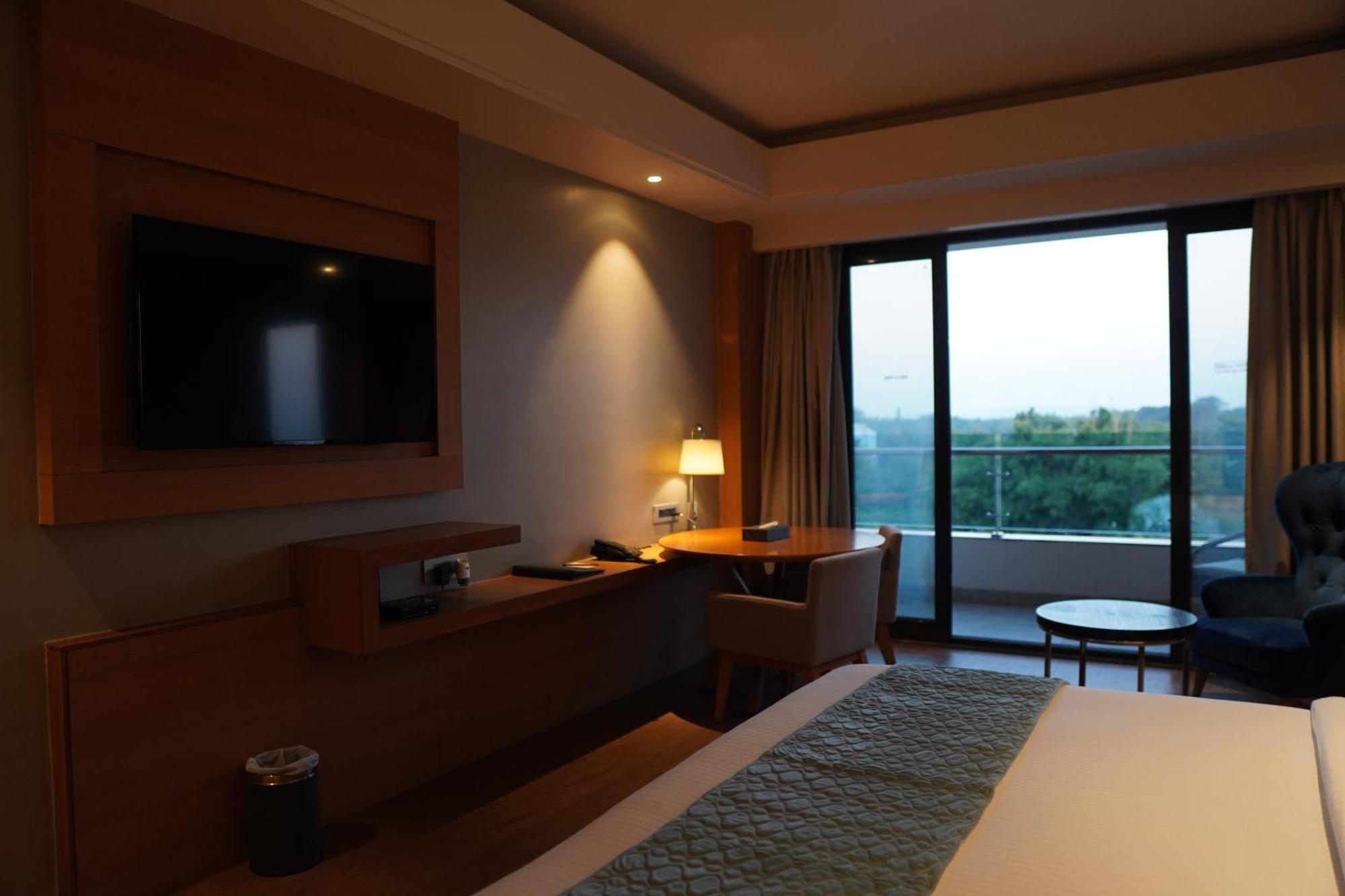 Kiranshree Grand Hotel Guwahati Luaran gambar